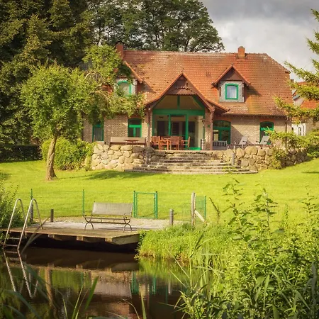 J1 Idyllisches Ferienhaus Mit Seeblick Julchendorf Exterior photo