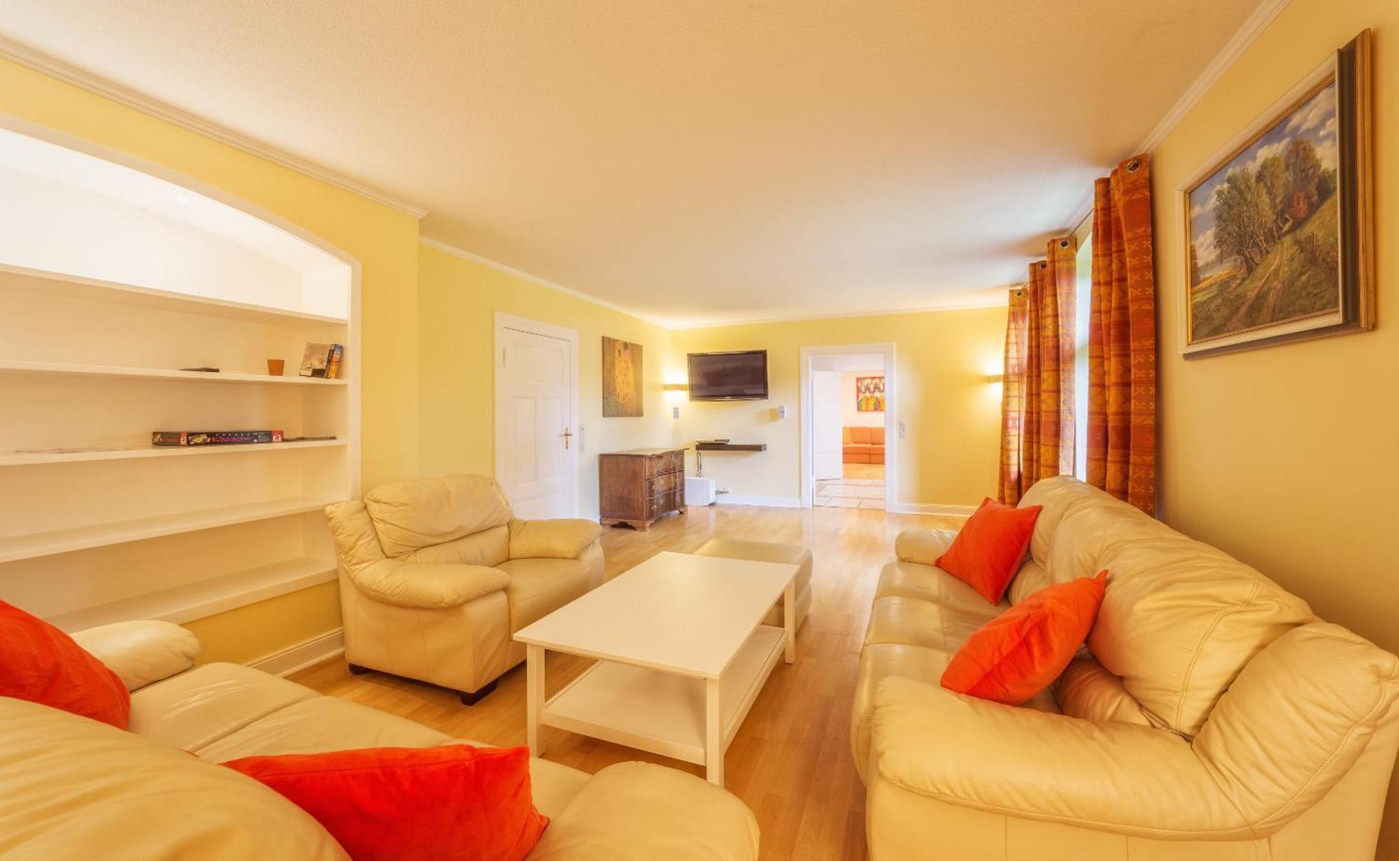 J1 Idyllisches Mit Seeblick Holiday home Julchendorf